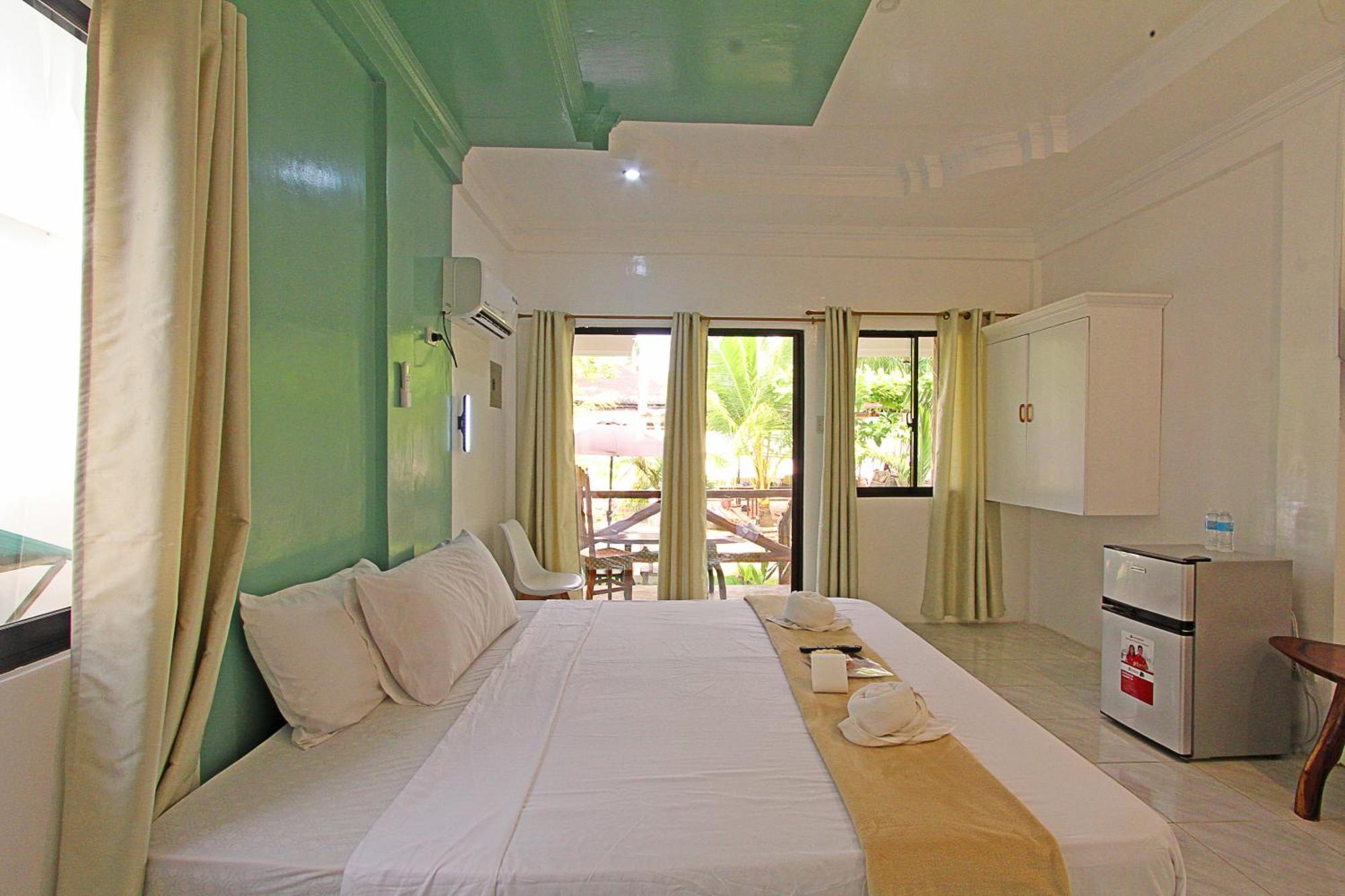 Villa Consolacion Resort General Luna  Buitenkant foto